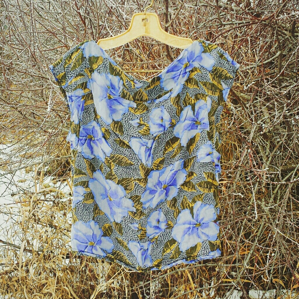 Anthropologie soft, floral patterned blue top